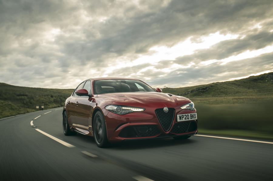  Alfa Romeo Giulia Quadrifoglio (952) 2020 года  (UK) (фото 29 из 34)